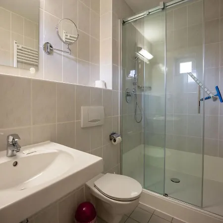 Rugana - Komfort Mit 1 Schlafzimmer Und Terrasse B52 Apartment Dranske